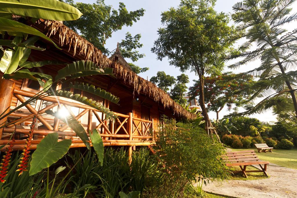 Gin'S Maekhong View Hotel Chiang Saen Buitenkant foto